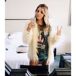 Coalson Tee- Wanderlust